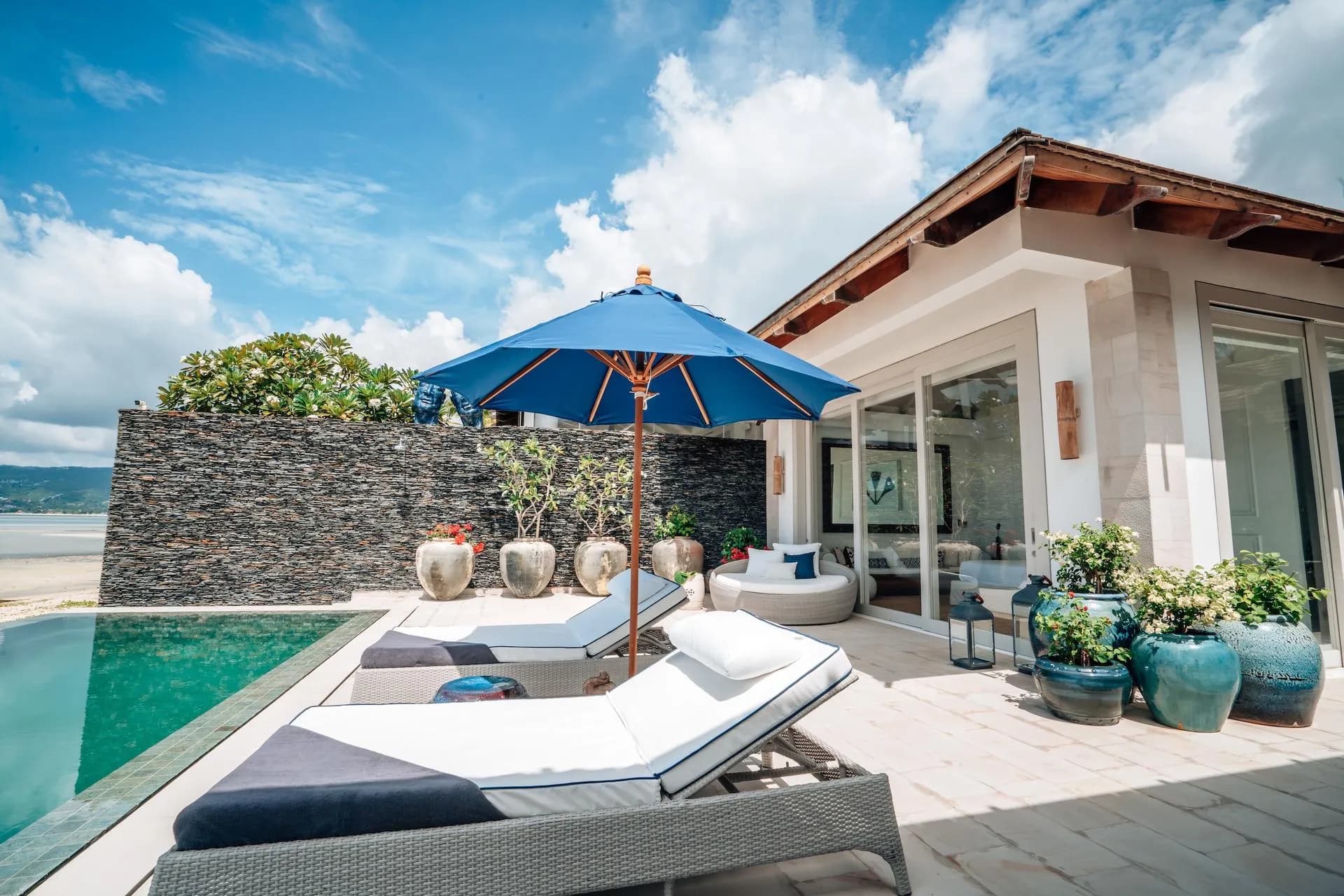 Mia Estate 7