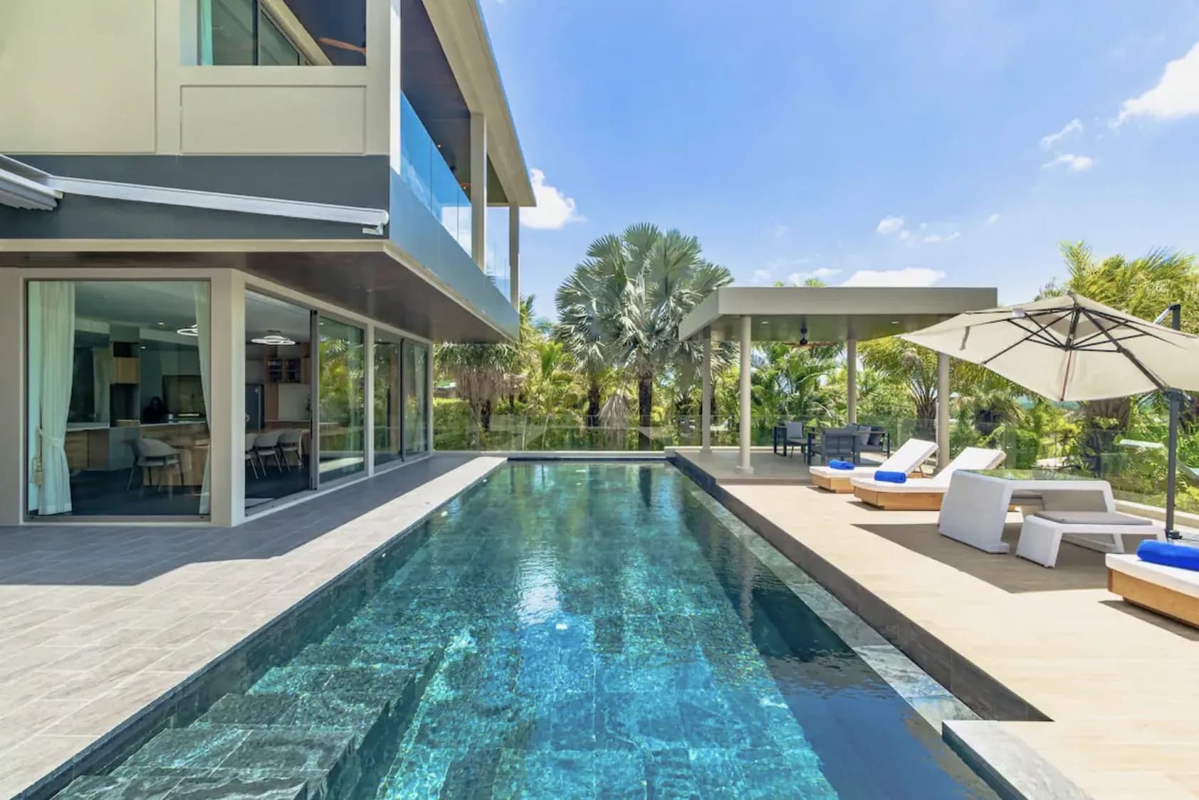 Lion Villa 3