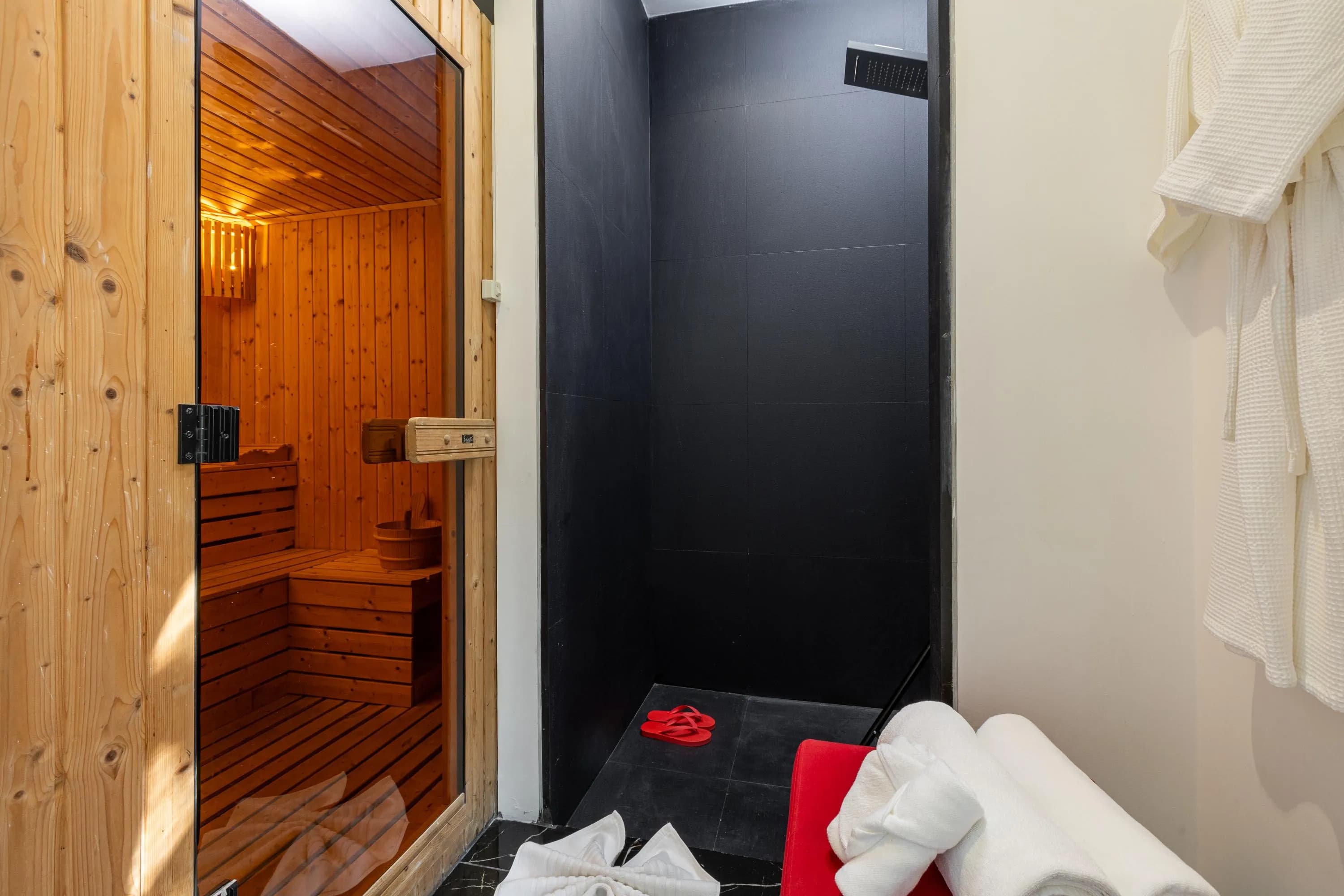 Villa Yin & Yin-Noi 11