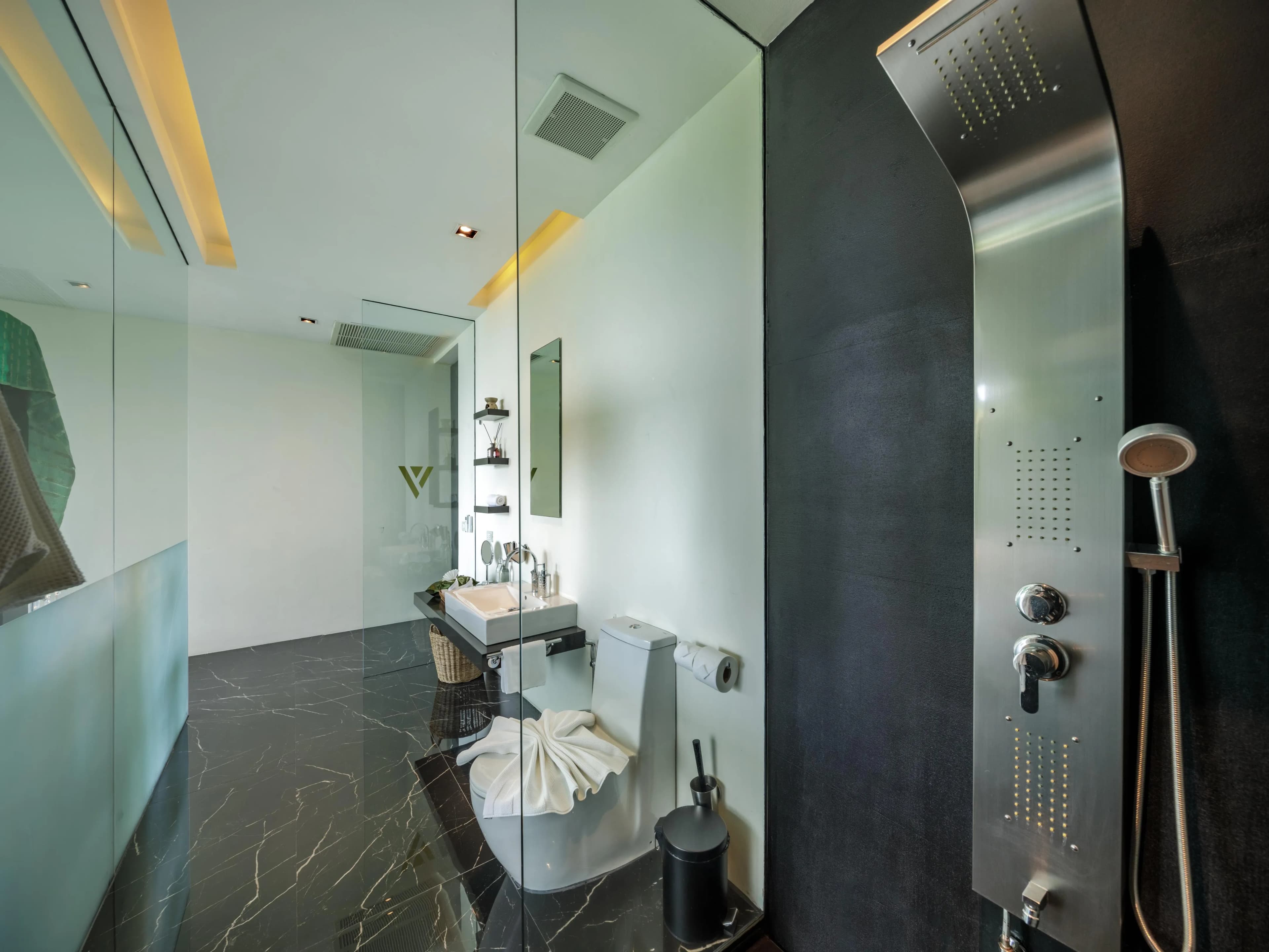 Villa Yin & Yang 5